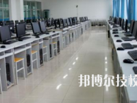 金昌職業(yè)技術(shù)學(xué)校2023年招生辦聯(lián)系電話
