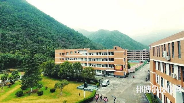 寧波四明職業(yè)高級(jí)中學(xué)怎么樣、好不好