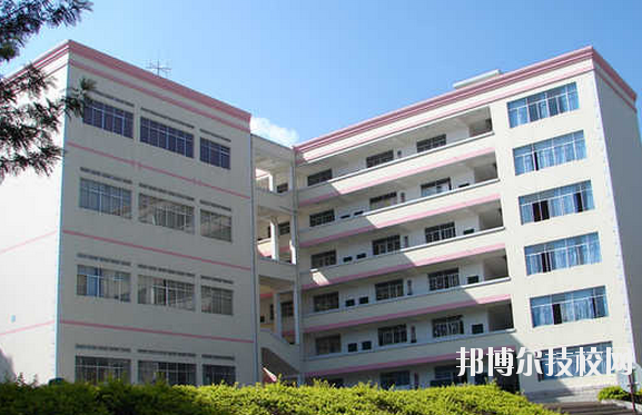 楚雄民族中等專業(yè)學校2020年招生辦聯系電話