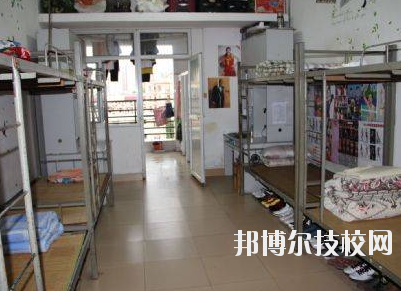 啟東第二中等專業(yè)學(xué)校2020年宿舍條件