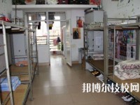 啟東第二中等專業(yè)學(xué)校2020年宿舍條件