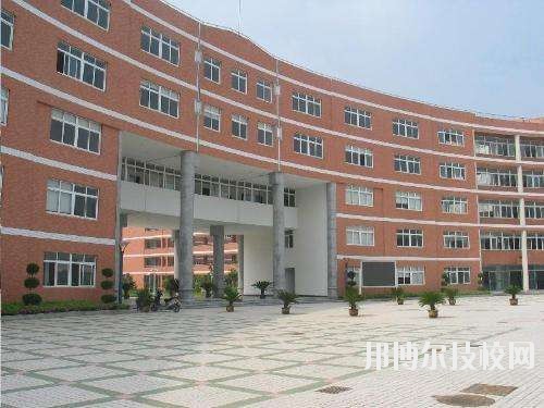 贛州第一職業(yè)技術(shù)學(xué)校2020年報(bào)名條件、招生要求、招生對(duì)象