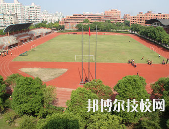重慶新渝技工學(xué)校2020年報名條件、招生要求、招生對象