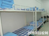重慶新渝技工學(xué)校2020年宿舍條件
