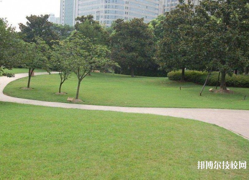 湖北園林工程學校2020年有哪些專業(yè)