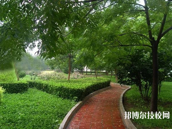 湖北園林工程學(xué)校2020年報(bào)名條件、招生要求、招生對(duì)象