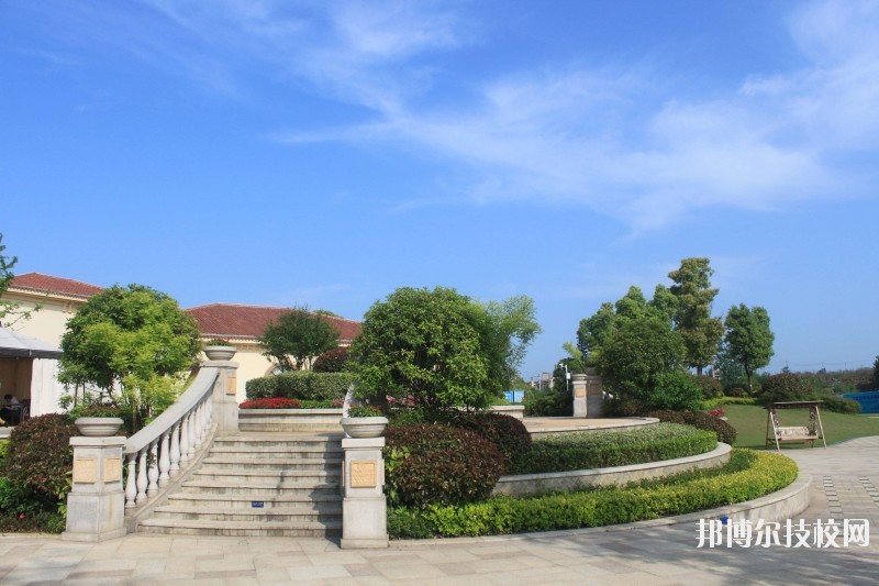 湖北園林工程學(xué)校網(wǎng)站網(wǎng)址