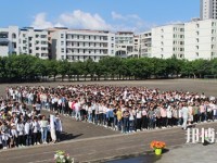 四川省鄰水縣興仁職業(yè)中學(xué)2020年招生辦聯(lián)系電話