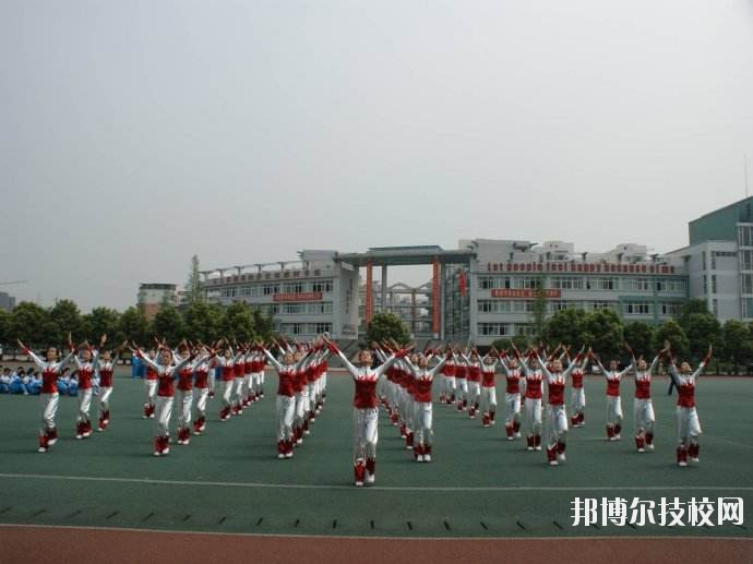 成都實(shí)驗(yàn)商貿(mào)管理學(xué)校2020年報(bào)名條件、招生要求、招生對(duì)象
