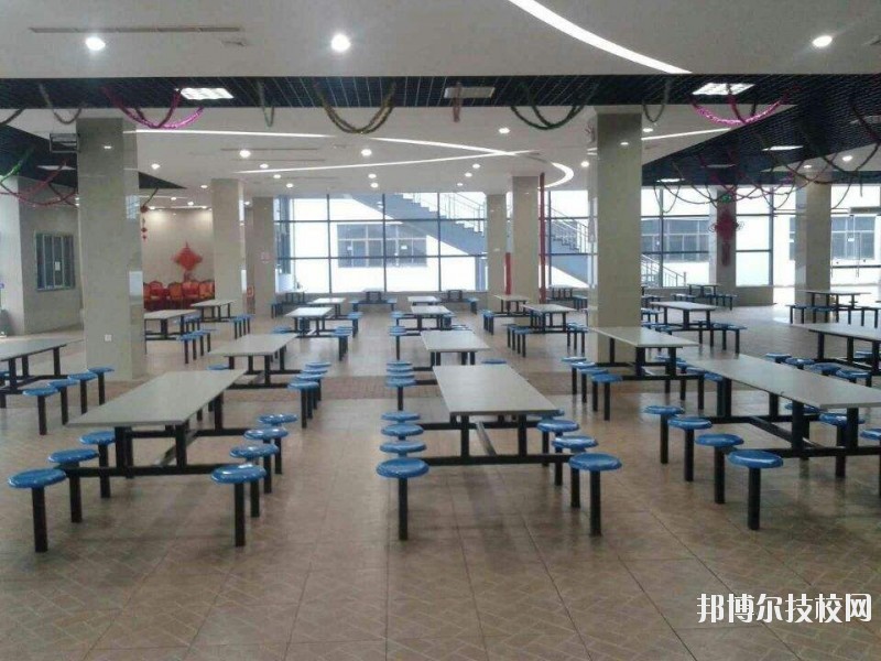 武漢旅游學(xué)校2020年宿舍條件