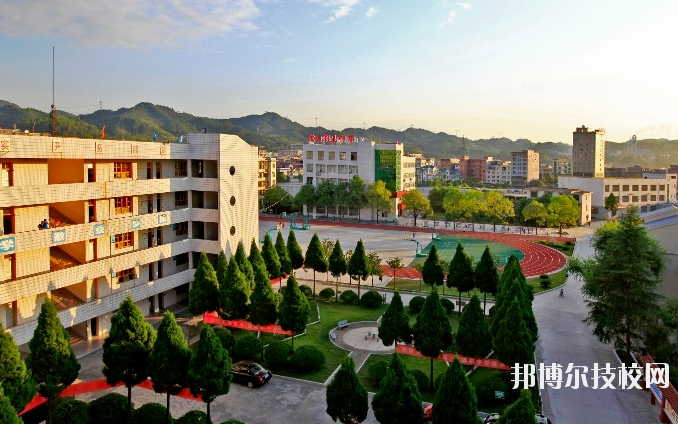 龍山縣第一職業(yè)中學2023年怎么樣、好不好