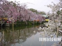 武漢供銷商業(yè)學(xué)校2023年招生辦聯(lián)系電話