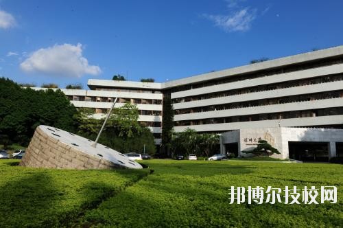 武漢園林技工學(xué)校2020年招生辦聯(lián)系電話