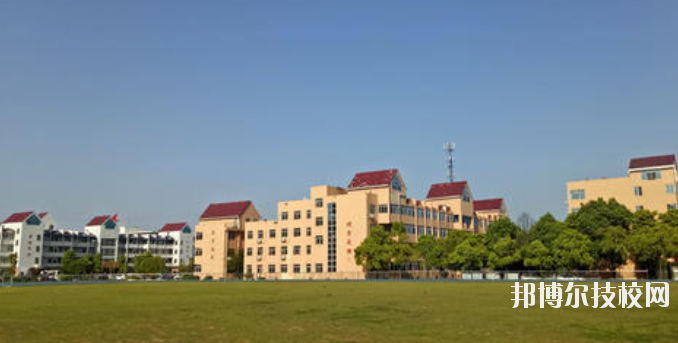 岳陽第一職業(yè)中等專業(yè)學校2023年報名條件、招生要求、招生對象