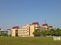 岳陽第一職業(yè)中等專業(yè)學(xué)校2023年報(bào)名條件、招生要求、招生對(duì)象