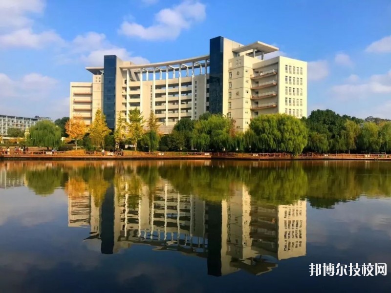 武漢交通學校2020年報名條件、招生要求、招生對象
