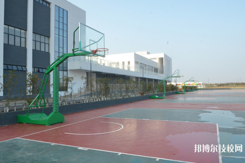 江蘇東臺中等專業(yè)學校2020年報名條件、招生要求、招生對象