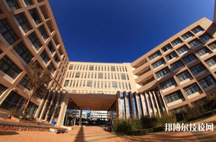 云南國防技校2020年招生辦聯(lián)系電話