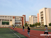 重慶青山工業(yè)技工學(xué)校怎么樣、好不好