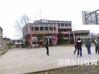 貴州龍里中等職業(yè)學(xué)校2020年報(bào)名條件、招生要求、招生對(duì)象