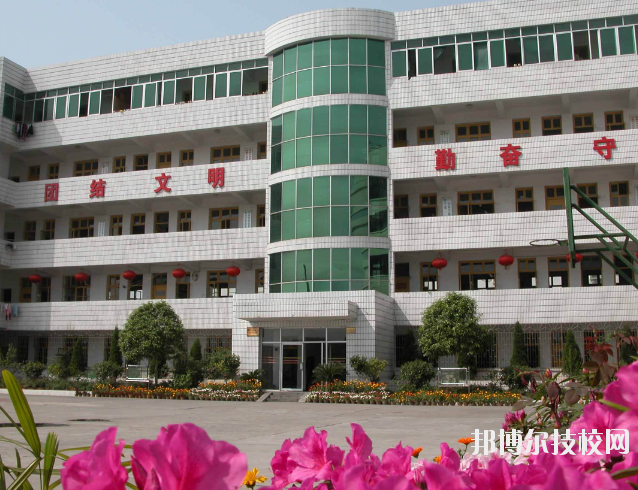 常德職業(yè)中專學(xué)校2023年學(xué)費