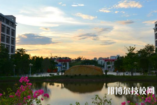 河源衛(wèi)生學(xué)校地址在哪里