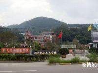 閬中機(jī)電職業(yè)學(xué)校2020年報(bào)名條件、招生要求、招生對(duì)象