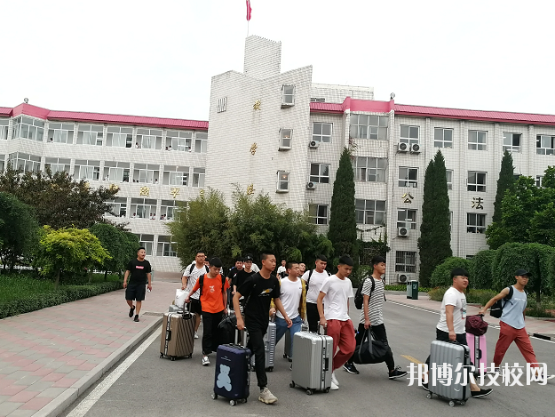 河北鐵路軌道中等專業(yè)學(xué)校地址在哪里