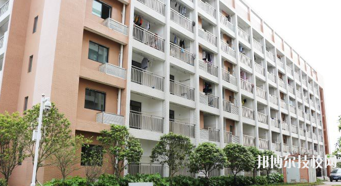 湖南長沙藝術(shù)學(xué)校2023年報名條件、招生要求、招生對象