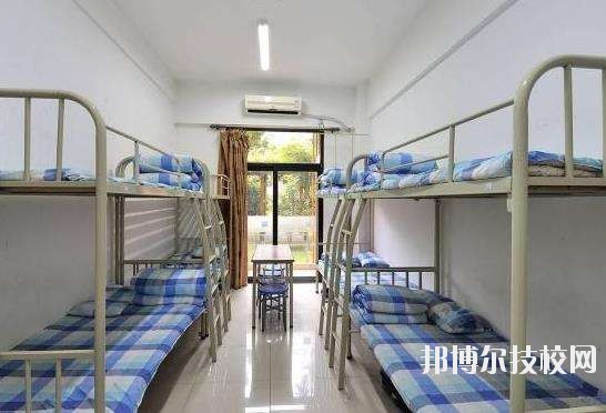 江西女子中等專業(yè)學(xué)校2020年宿舍條件