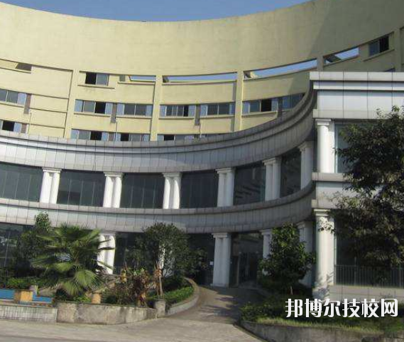 瀏陽職業(yè)中等專業(yè)學(xué)校2023年招生辦聯(lián)系電話