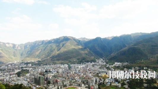 赫章平山農(nóng)業(yè)技術(shù)高級中學2020年宿舍條件