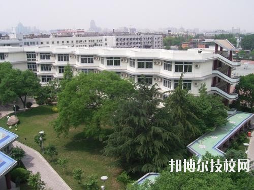 赫章平山農(nóng)業(yè)技術(shù)高級中學(xué)2020年招生辦聯(lián)系電話