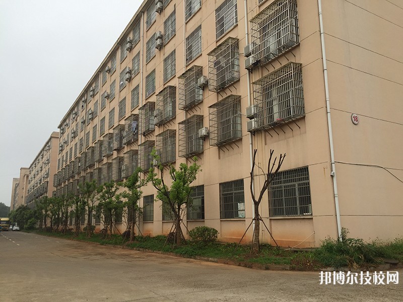吉安信息工程學(xué)校怎么樣、好不好