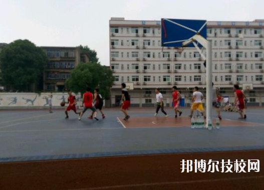 長(zhǎng)沙建筑工程學(xué)校2023年報(bào)名條件、招生要求、招生對(duì)象