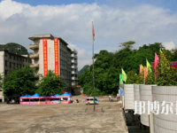 廣西商業(yè)學(xué)校2020年報(bào)名條件、招生要求、招生對(duì)象