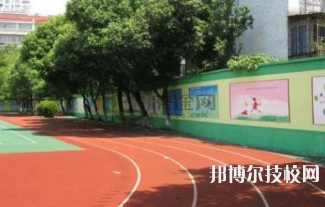 樂至回瀾職業(yè)中學(xué)學(xué)校怎么樣