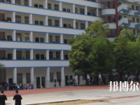 河池衛(wèi)生學(xué)校2020年有哪些專業(yè)