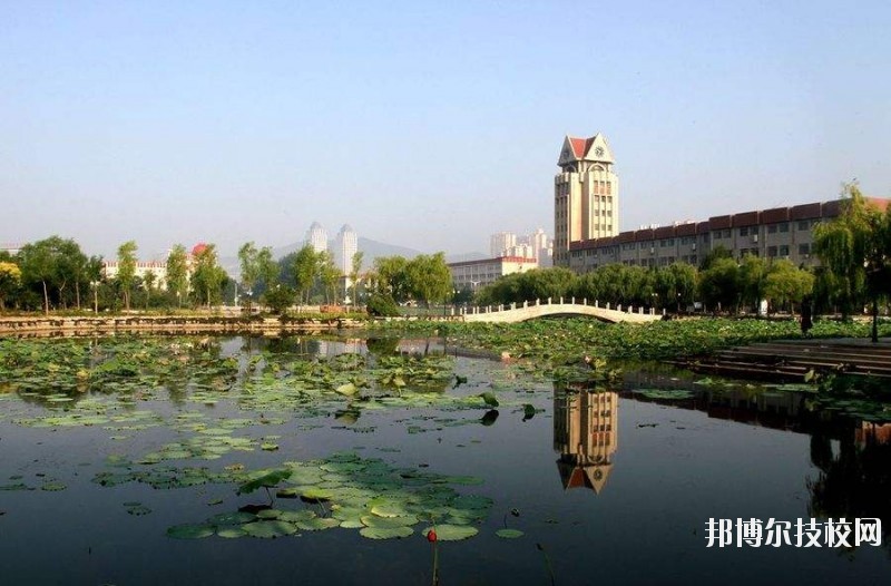 潛江衛(wèi)生學(xué)校2020年報(bào)名條件、招生要求、招生對(duì)象