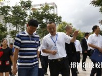 貞豐職業(yè)技術(shù)學(xué)校2020年招生辦聯(lián)系電話