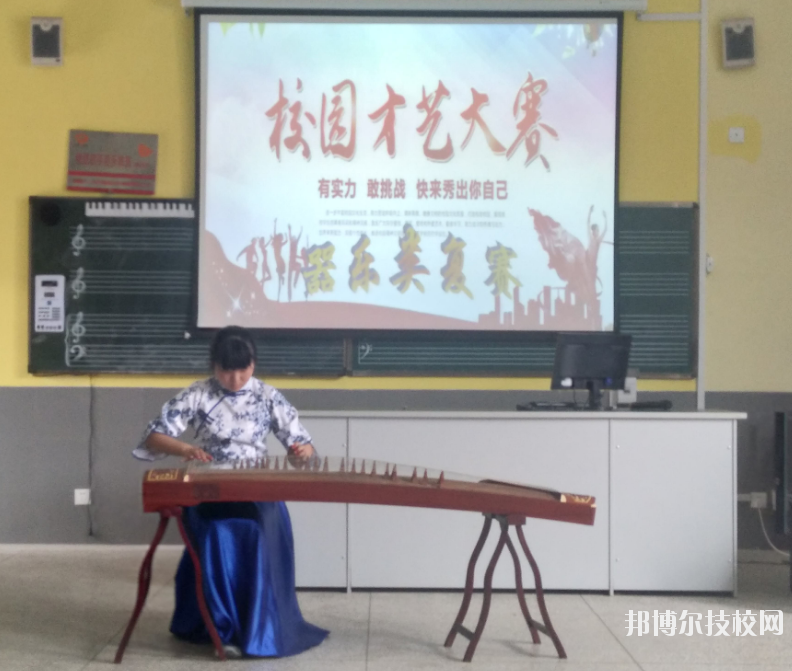 平江職業(yè)技術(shù)學(xué)校2023年招生辦聯(lián)系電話