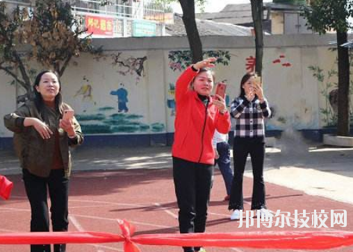 平江職業(yè)技術(shù)學(xué)校2023年地址在哪里