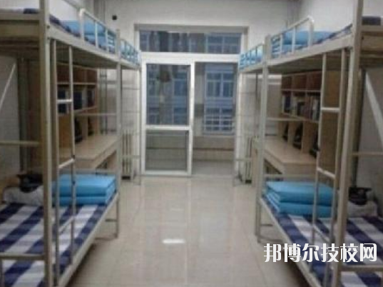 婁底工貿(mào)職業(yè)中專學(xué)校2023年宿舍條件