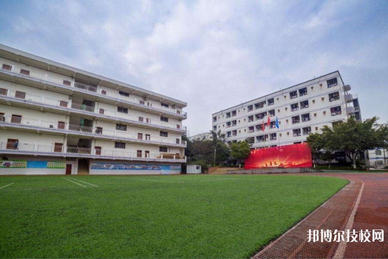 漢中科技職業(yè)中等專業(yè)學校網(wǎng)站網(wǎng)址  
