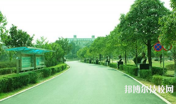 長(zhǎng)沙縣職業(yè)中等專(zhuān)業(yè)學(xué)校2023年有哪些專(zhuān)業(yè)