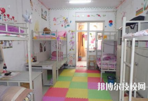 湘潭市工業(yè)貿(mào)易中等專業(yè)學(xué)校2023年宿舍條件