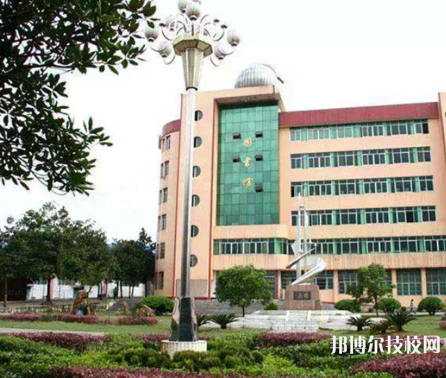 湘潭市工業(yè)貿(mào)易中等專業(yè)學(xué)校2023年網(wǎng)站網(wǎng)址