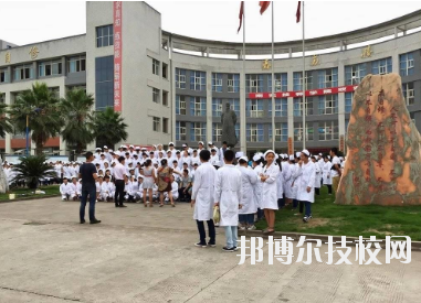 南充郵電工業(yè)職業(yè)學(xué)校2020年招生辦聯(lián)系電話