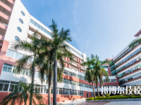 廣州市財經商貿職業(yè)學校地址在哪里