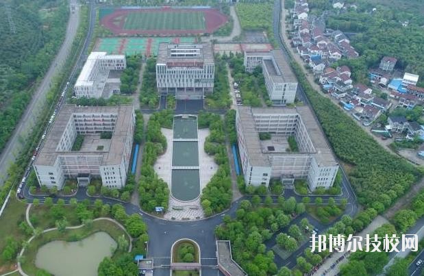 長興技師學(xué)院2020年報(bào)名條件、招生要求、招生對象